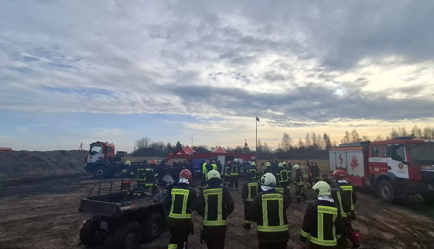 Ugunsdzēsēji glābēji un operatīvais transports